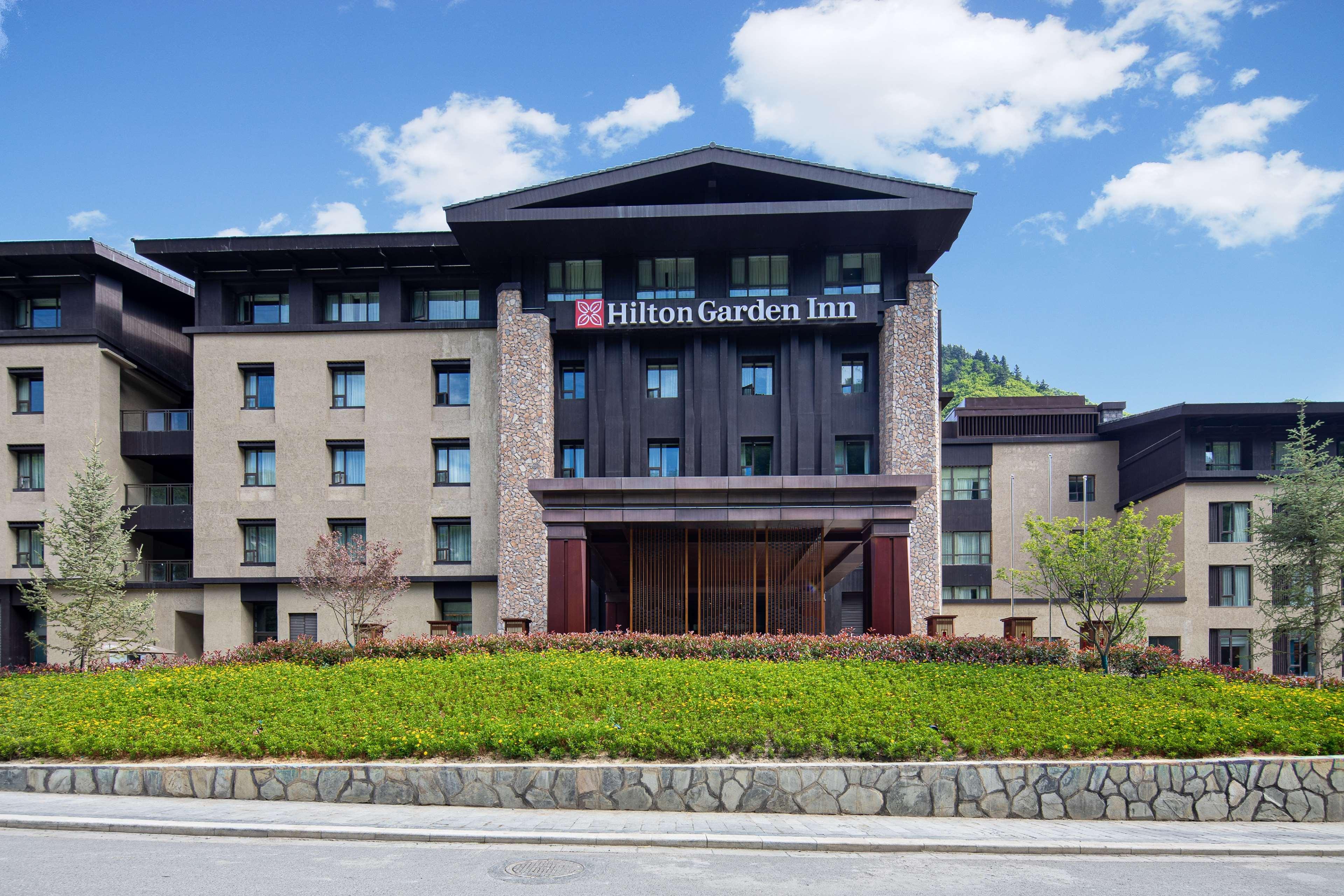 Hilton Jiuzhaigou Resort Zhangzha Town Екстер'єр фото