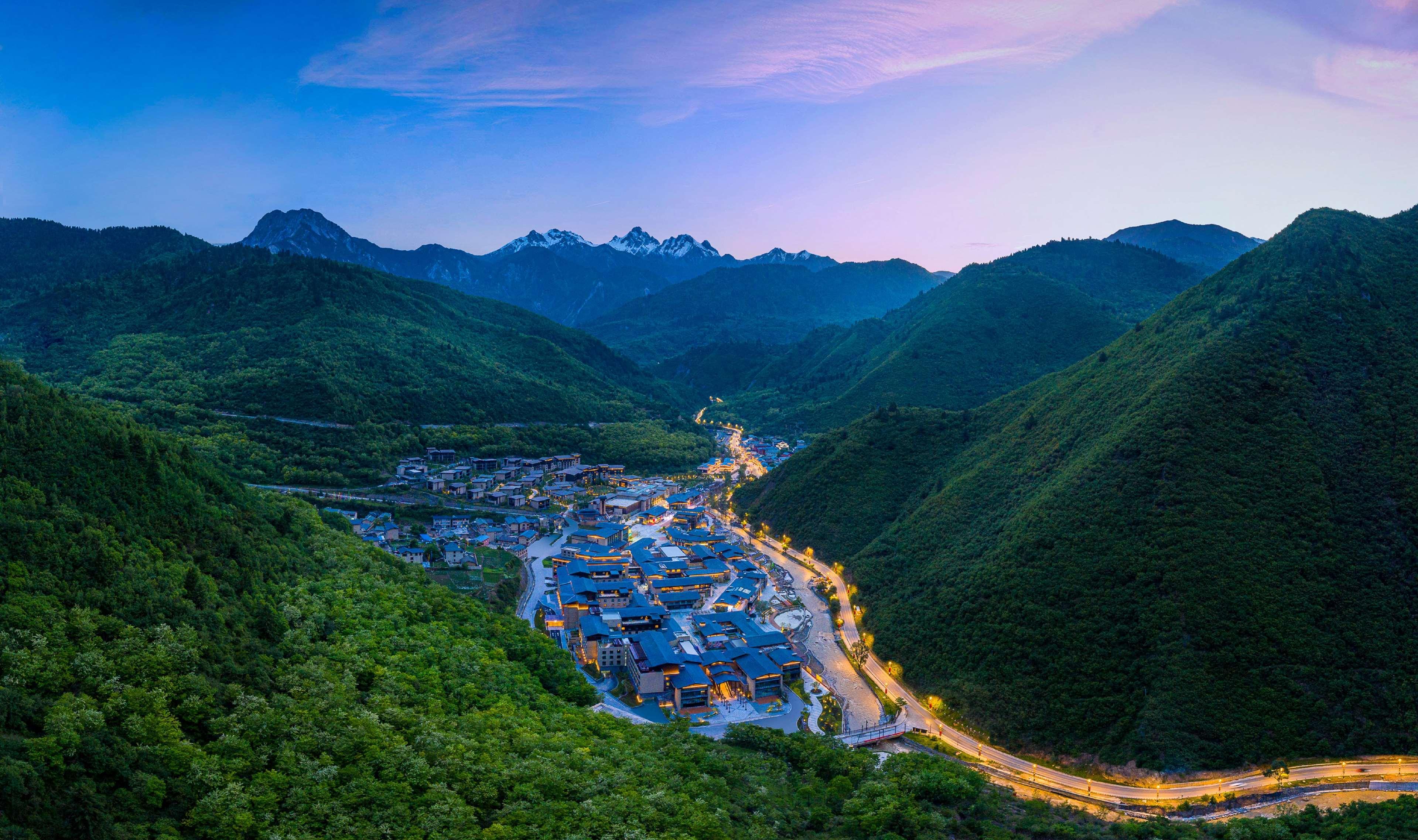 Hilton Jiuzhaigou Resort Zhangzha Town Екстер'єр фото