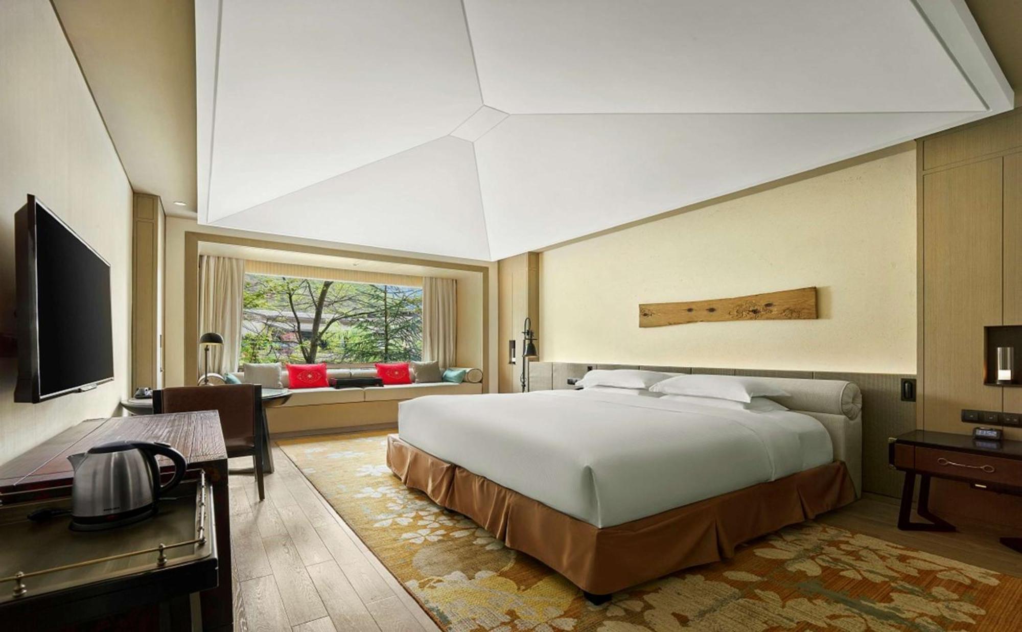 Hilton Jiuzhaigou Resort Zhangzha Town Екстер'єр фото